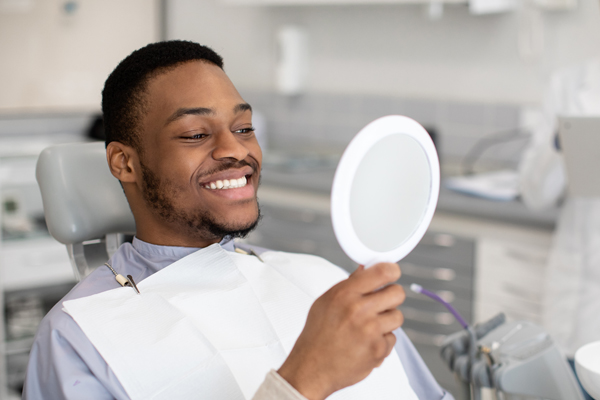 Take Home Trays From Your Dentist Are A Teeth Whitening Option